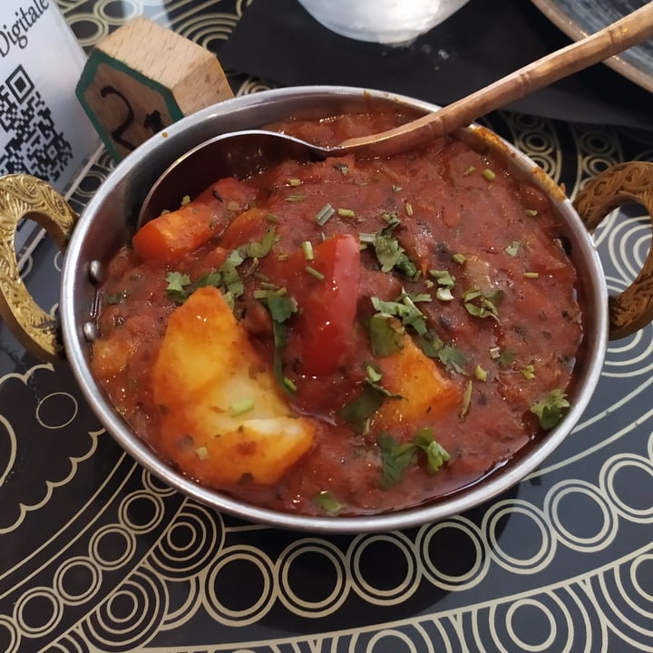 review photo of Ristorante Indiano Bombay Spice Aloo Masaledar shared by @eugeniavincenti on 03 Nov 2022 - review