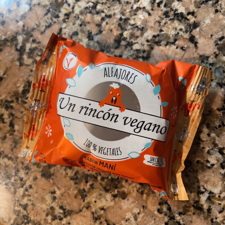 photo of Un Rincón Vegano Alfajor de Maní shared by @camilacds on  14 Sep 2021 - review