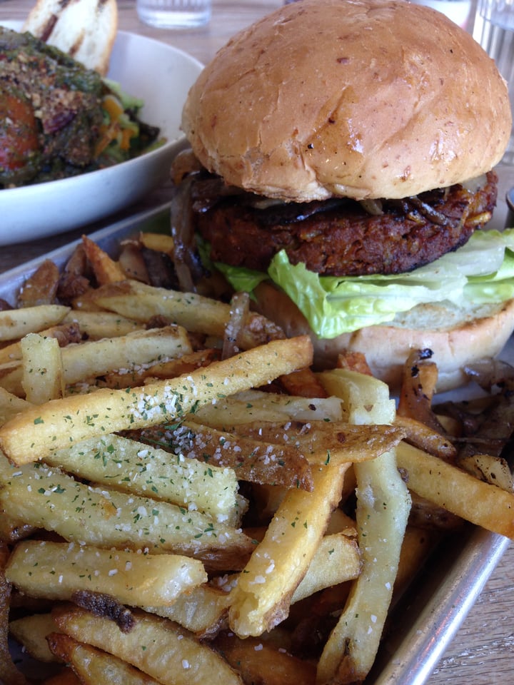 photo of Citizen Eatery Beyond Belief Burger shared by @liberationbby on  18 Jul 2020 - review