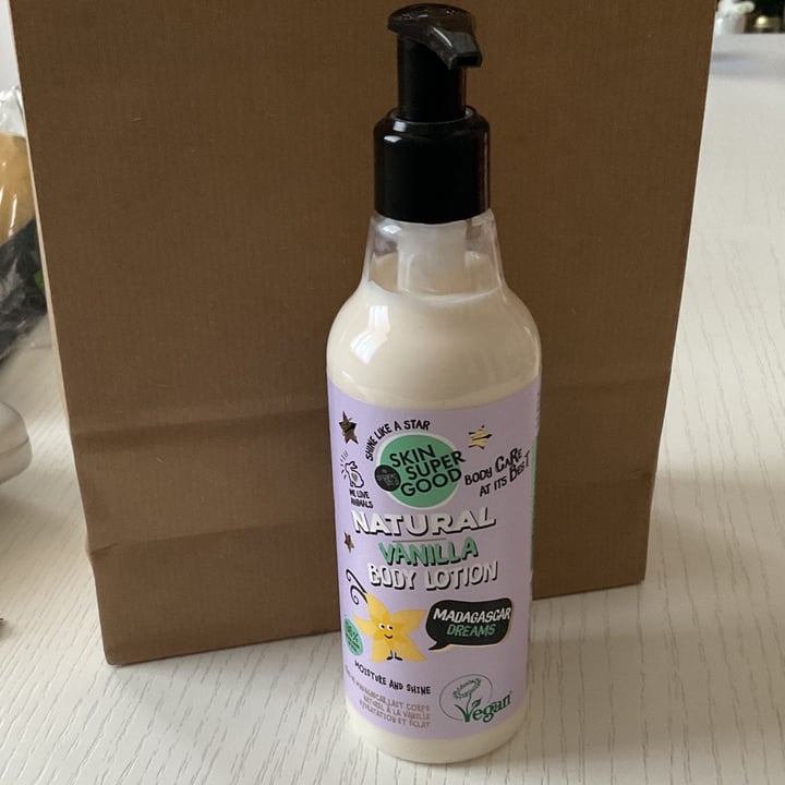 photo of skin super good Natural Vanilla  Body Lotion shared by @cajou on  14 May 2022 - review