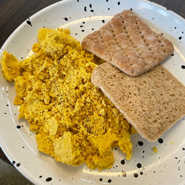 photo of The Tofoo Co. Scrambled shared by @appleappleamanda on  27 Aug 2022 - review