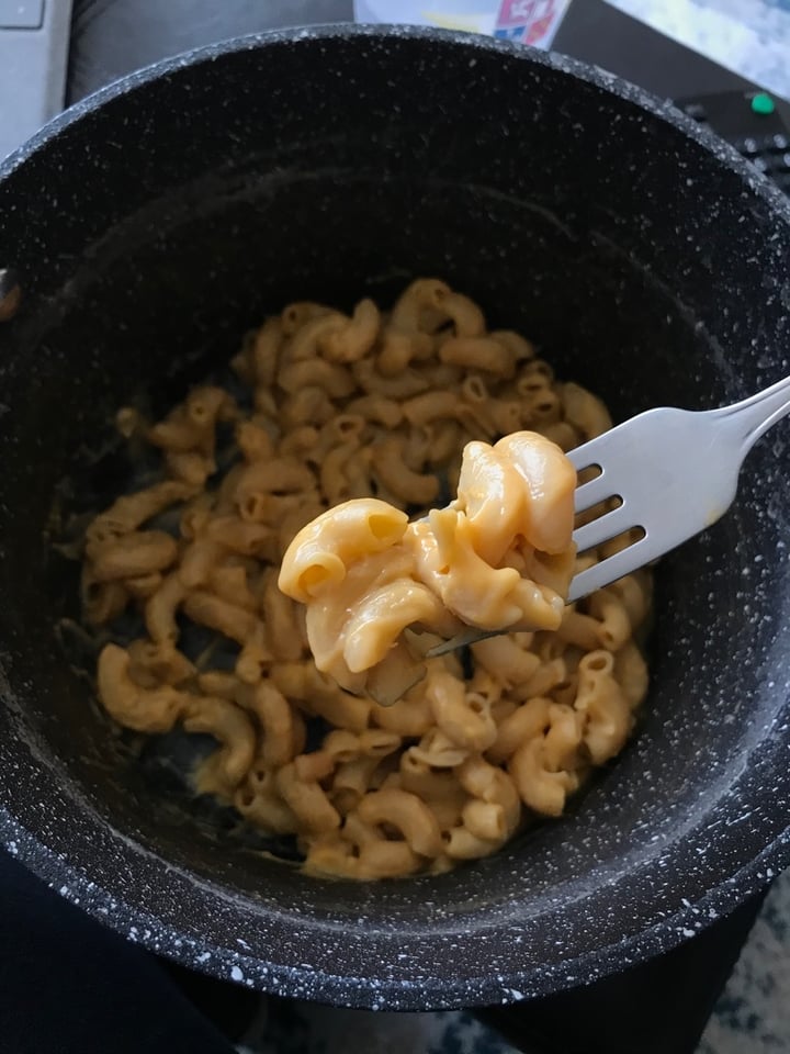 photo of Modern Table Classic Cheddar Style VEGAN MAC shared by @curvycarbivore on  17 Oct 2019 - review