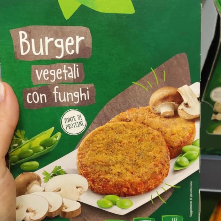photo of Vemondo  Burger Vegetali con Funghi shared by @giuffridailenia on  15 Dec 2022 - review