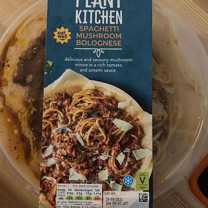 photo of Marks & Spencer Food (M&S) Plant Kitchen Mushroom Bolognaise shared by @eco-esti on  01 Oct 2022 - review