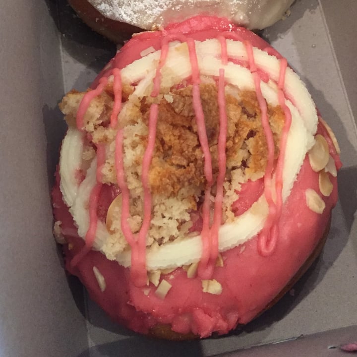 photo of Grumpy & Runt | Little Deli & Donuts Raspberry Crumble Donut shared by @melanie1512 on  11 Jan 2022 - review