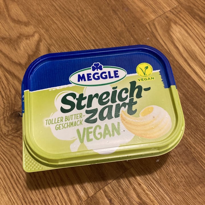 photo of Meggle Streichzart Vegan shared by @tomjb98 on  23 Nov 2022 - review