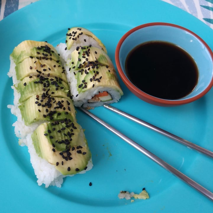 photo of Veggie Koi Sushi Cate roll shared by @ebelom on  01 Mar 2022 - review