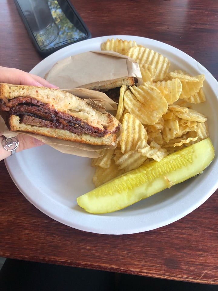 photo of LUHV Factory & Vegan Bistro Reuben sandwich shared by @ressjobinson on  23 Aug 2019 - review