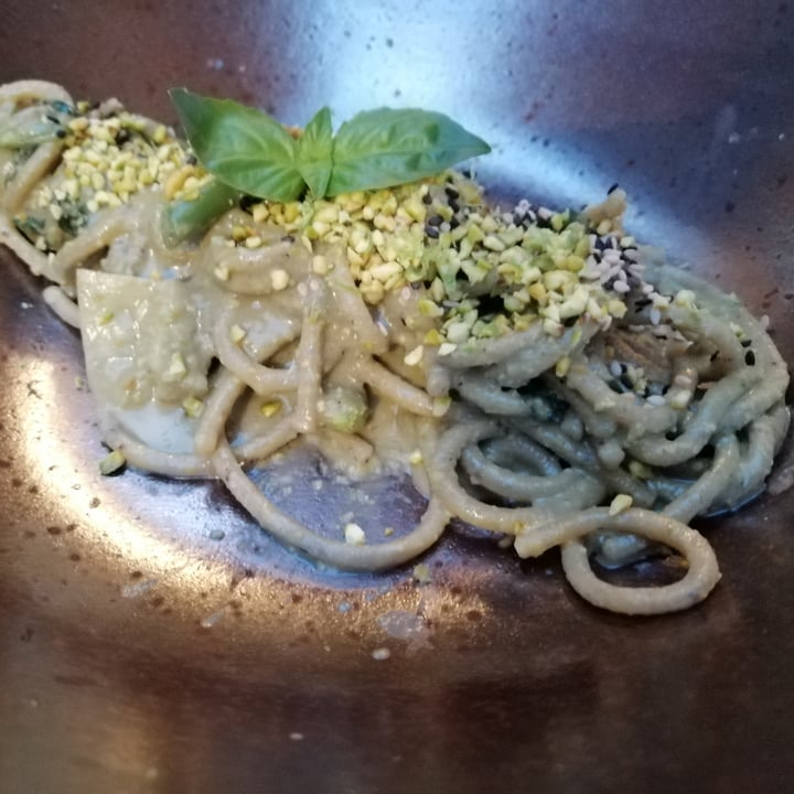 review photo of MOMI | Hagakure Poke & Matcha Bar matcha noodles shared by @rositagargaro on 03 Jul 2022 - review