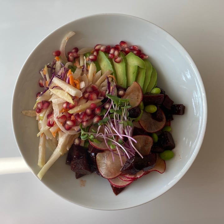 photo of Q Mee Beets Poke shared by @natkay on  27 Sep 2020 - review