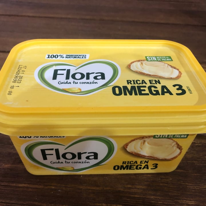 photo of Flora margarina omega 3 shared by @training-ground on  02 Oct 2022 - review