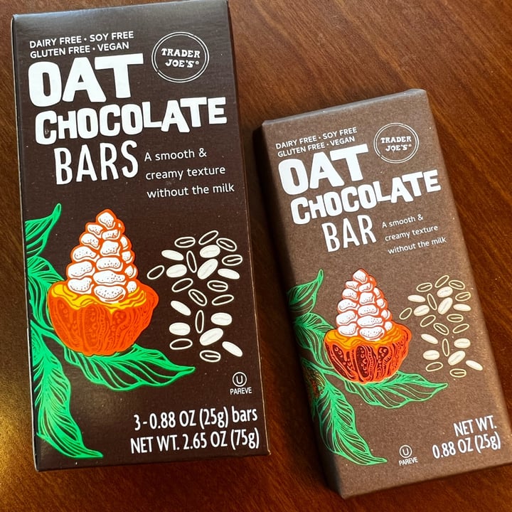 photo of Trader Joe's Oat Chocolate Bars shared by @yumi on  13 May 2022 - review