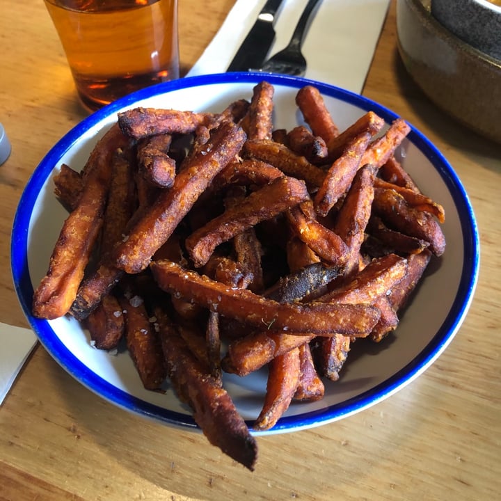 photo of The Vegie Bar Sweet potato chips shared by @emmy6 on  16 Apr 2021 - review