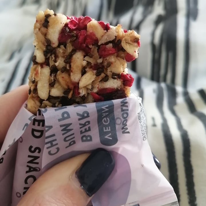 photo of Woolworths Food Berry Pumpkin Seed Chia Seed Snack Bar shared by @michelleg on  25 Aug 2021 - review