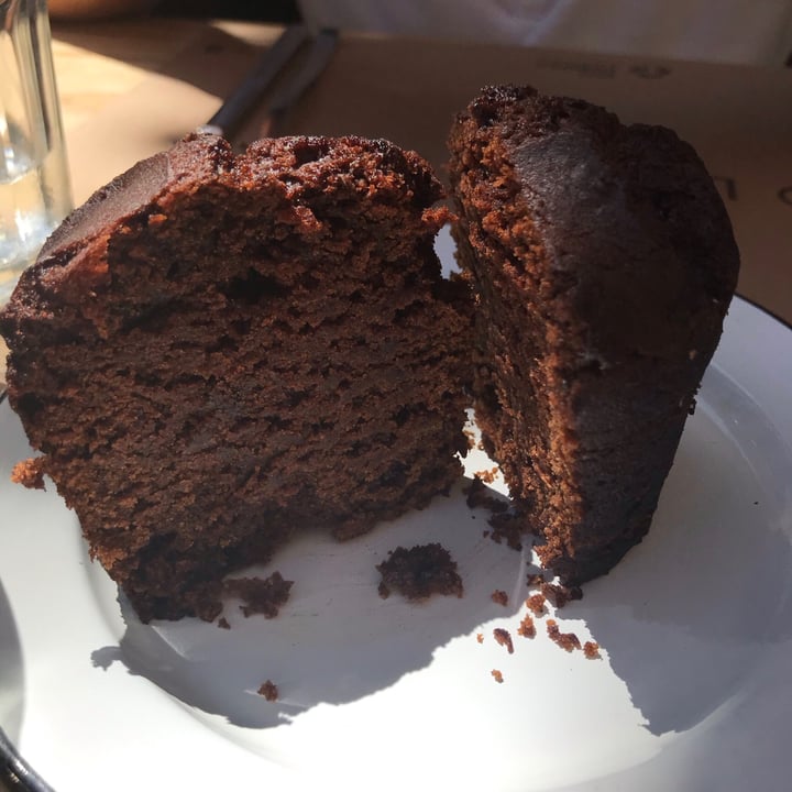 photo of OL'DAYS Coffee and Deli Muffin de chocolate vegano shared by @sechague on  22 Jan 2021 - review
