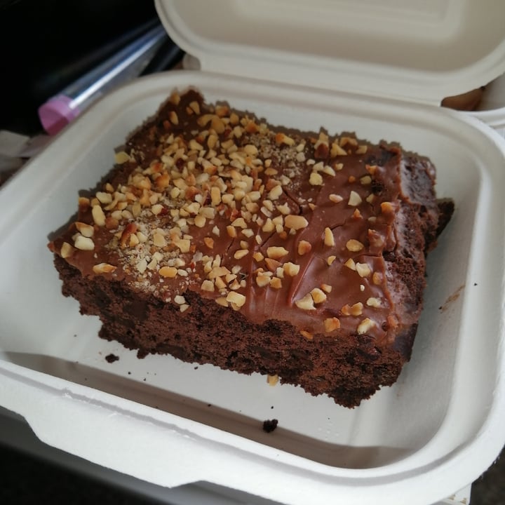 photo of Beet brownie shared by @veggiehugs on  12 Sep 2022 - review