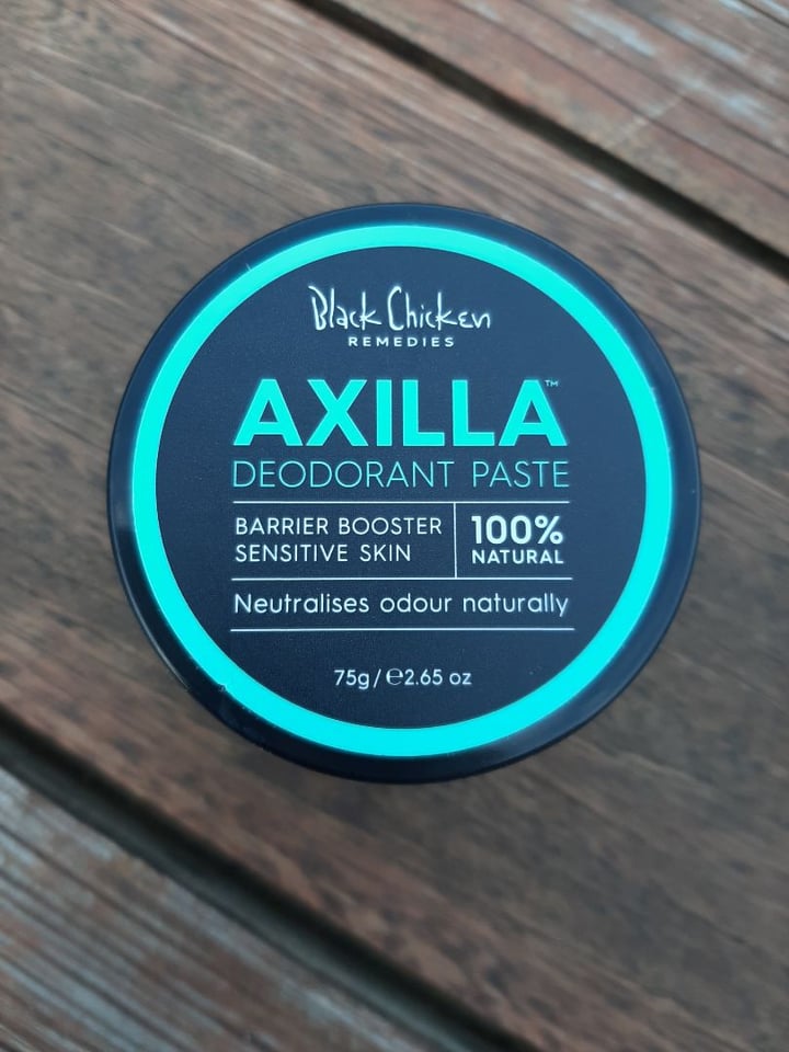 photo of Black chicken AXILLA SENSITIVE DEODERANT PASTE shared by @monniemonster on  04 Apr 2020 - review