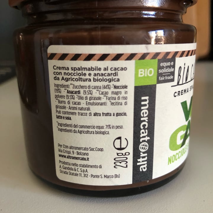 review photo of Altro mercato Bio cajita nocciole e anacardi shared by @elyluv on 10 Jul 2022 - review