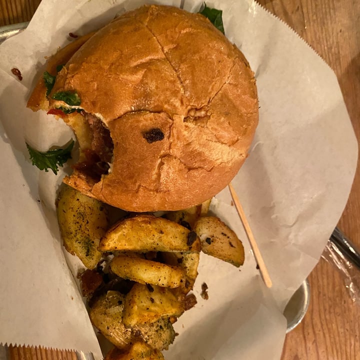 review photo of Ingrid's Scandinavian Food. Oregon City. Vegan burger shared by @akuaswift on 10 Dec 2021 - review