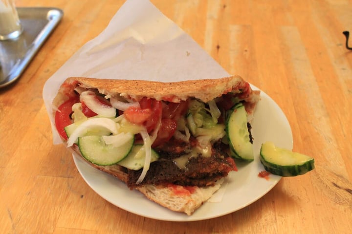 photo of Vöner Vegan doner kebab shared by @blythe on  25 Jun 2019 - review