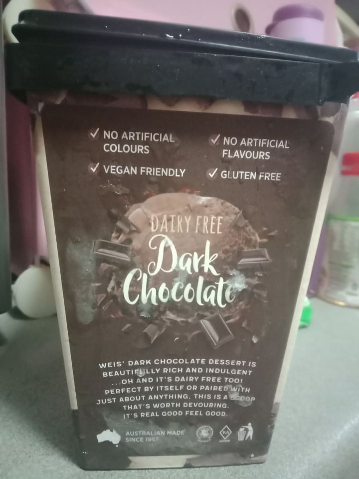 photo of Weis Dairy Free Dark Chocolate shared by @niloaim on  11 Sep 2019 - review