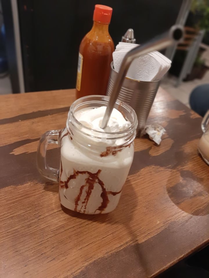 photo of Salvaxe Malteada de Vainilla shared by @valemg on  24 Mar 2020 - review