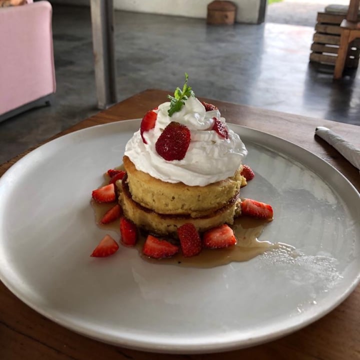 photo of Crate Cafe Vegan pancakes shared by @bexcowie on  27 Jul 2020 - review