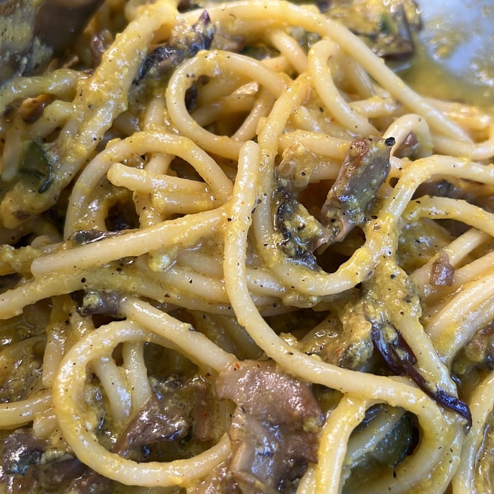 review photo of Ristorante Pizzeria Il Poggio Carbonara Vegetariana shared by @giadalali on 10 Jul 2022 - review