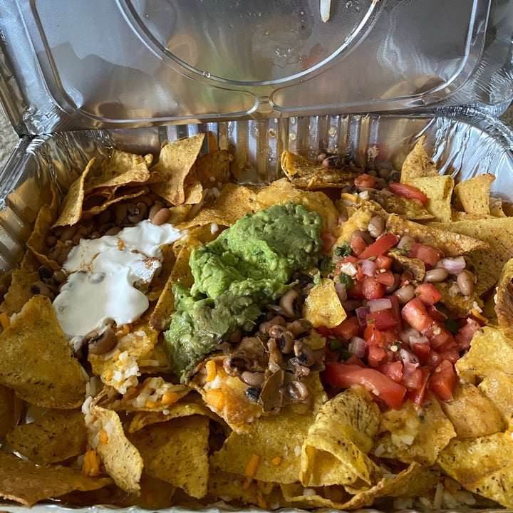 photo of Busboys and Poets Vegan Nachos shared by @msro1978 on  11 Jul 2020 - review