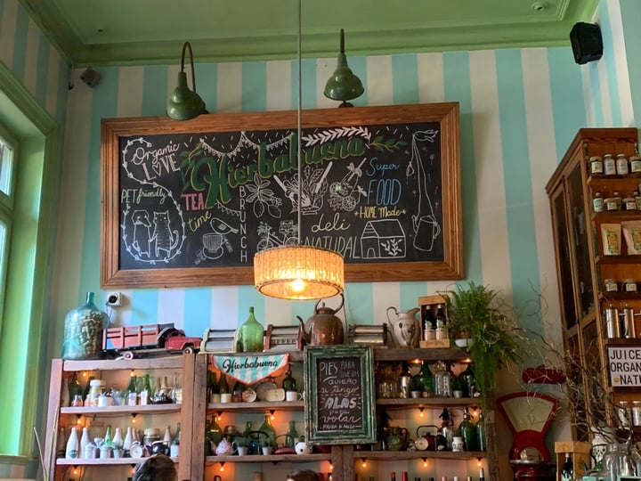 review photo of Hierbabuena Sandwich de vegetales con untable de cajú shared by @toagus on 10 Mar 2020 - review