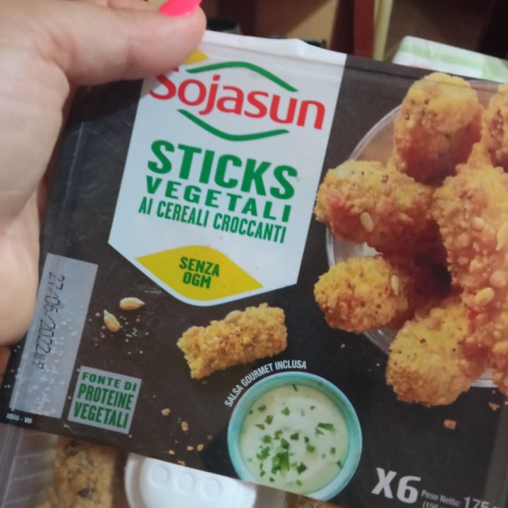 photo of Sojasun Sticks vegetali ai cereali croccanti shared by @mollysonia on  18 Jun 2022 - review
