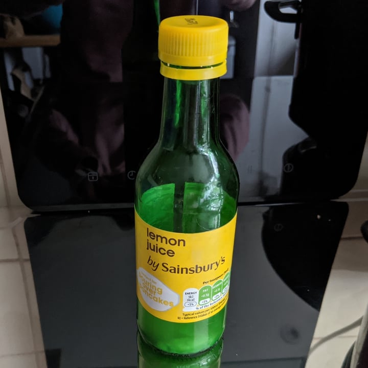 photo of Sainsbury's Lemon juice shared by @noemig on  04 Oct 2020 - review