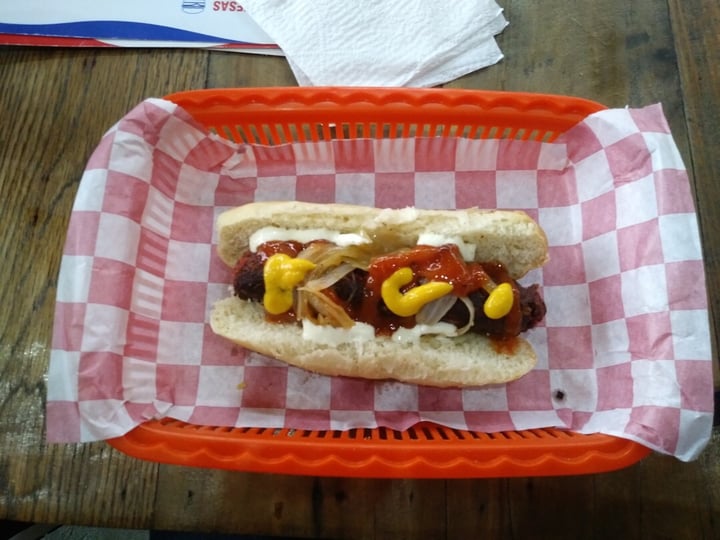 review photo of Yoko's Vegan FastFood Hot-Dog Tradicional shared by @marianaprz on 05 Dec 2019 - review
