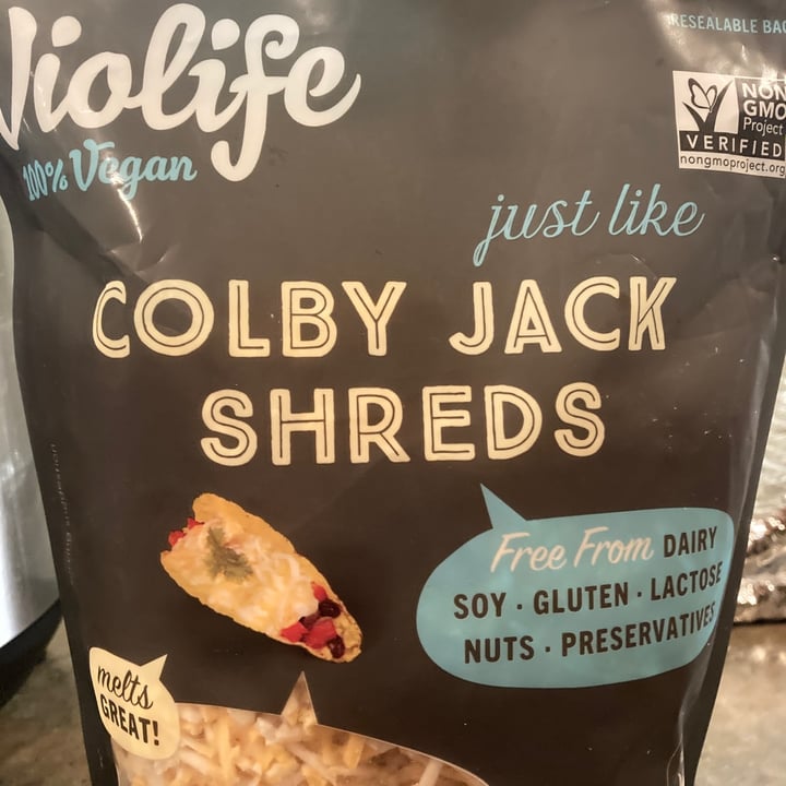 photo of Violife Colby Jack Shreds  shared by @compassionatekisses on  09 Nov 2021 - review