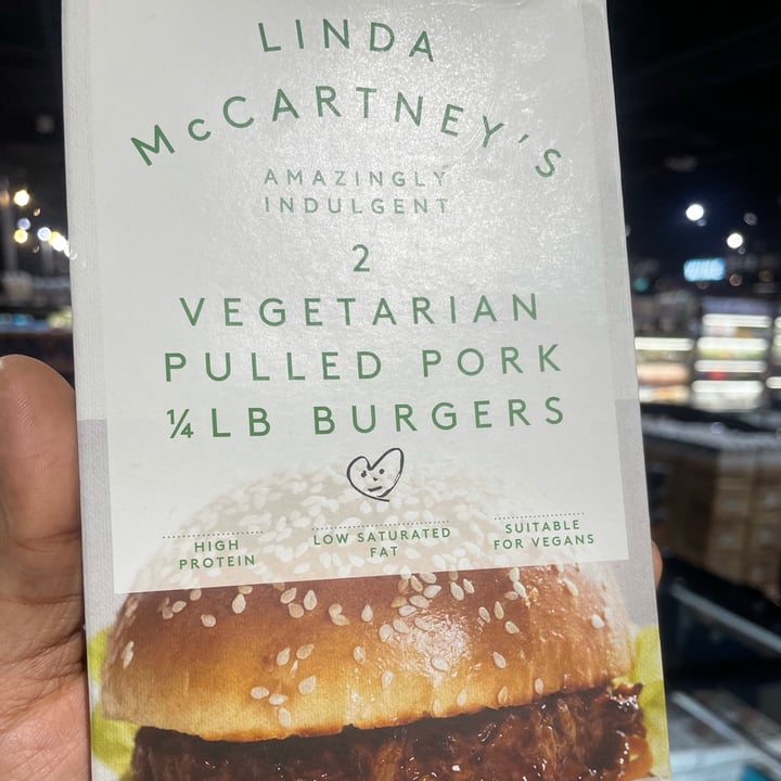 review photo of Linda McCartney's 2 Vegetarian Pulled Pork 1/4lb Burgers shared by @goyaladi on 13 Jun 2021 - review