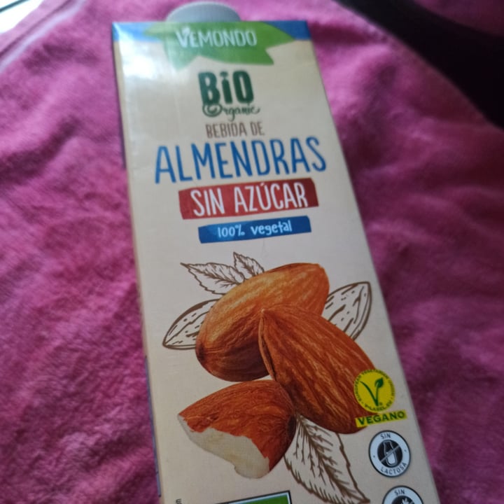 review photo of Vemondo Bebida de Almendras Calcio shared by @teresaoggar on 28 Jul 2021 - review