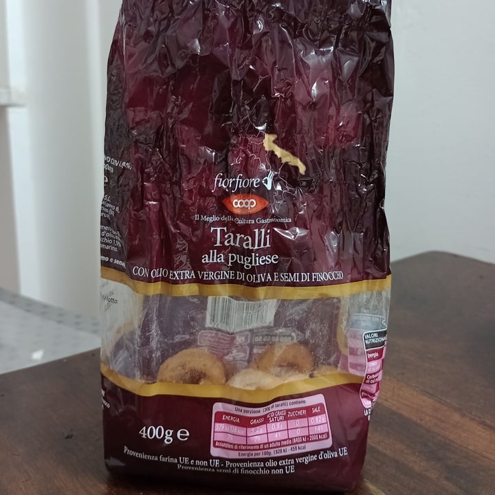 photo of Coop Taralli alla pugliese con semi di finocchio shared by @malpelo123 on  28 Aug 2022 - review