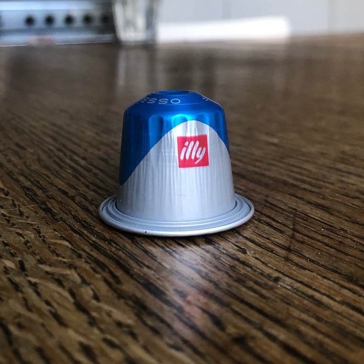 photo of Illy Illy Blend Decaffeinato shared by @ellaaaa on  02 Oct 2021 - review
