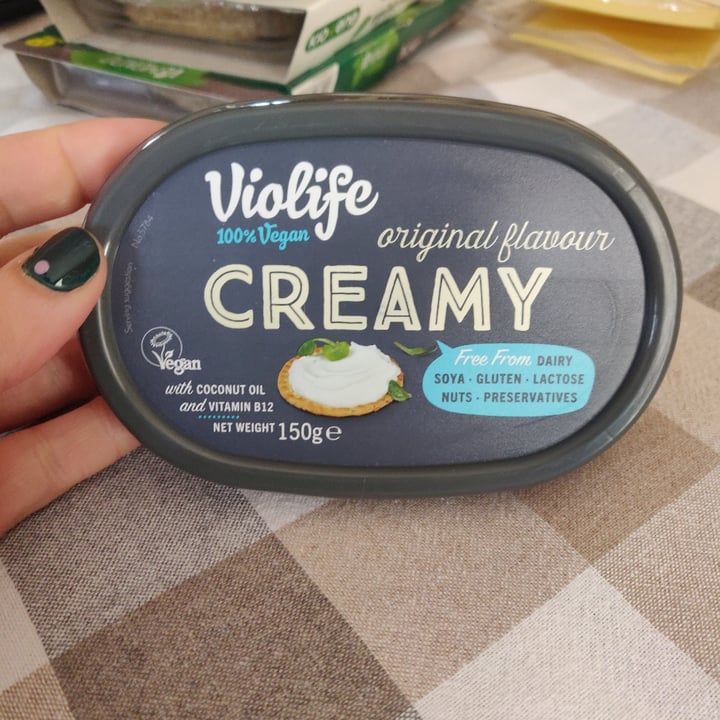 review photo of Violife Creamy Original Flavour shared by @anniefavero on 12 Mar 2022 - review