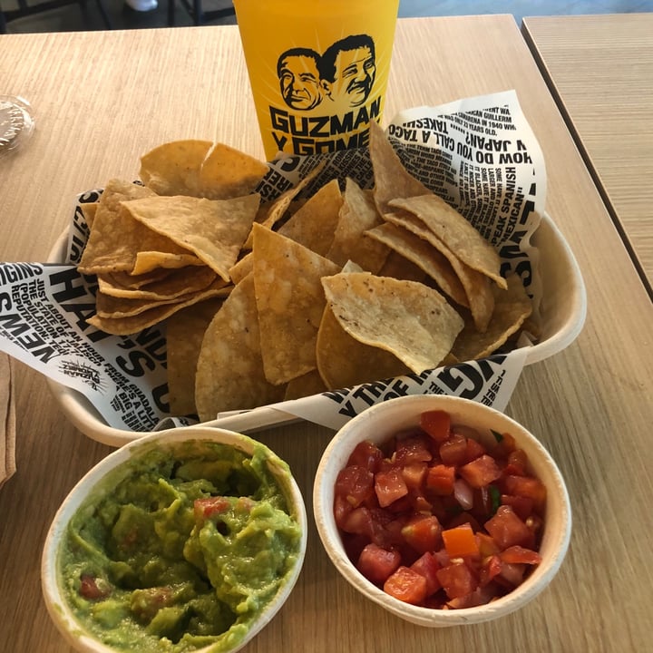 photo of Guzman y Gomez corn chips shared by @s1224 on  19 Mar 2021 - review