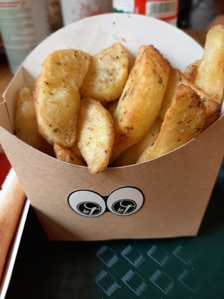review photo of La Trocadero Patatas especiadas shared by @mini on 15 Sep 2019 - review