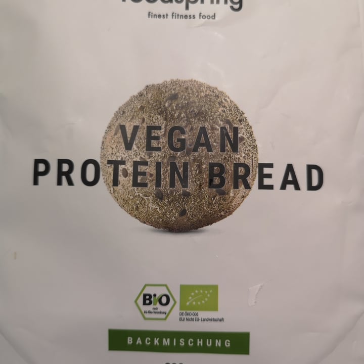 photo of Foodspring Vegan Protein Bread shared by @elenaemidea on  29 Apr 2021 - review
