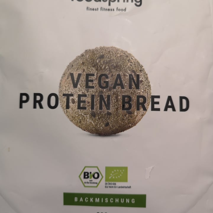review photo of Foodspring Vegan Protein Bread shared by @elenaemidea on 29 Apr 2021 - review