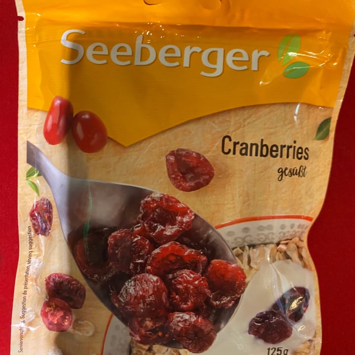 review photo of Seeberger Cranberries shared by @burninghouse on 27 Jun 2020 - review