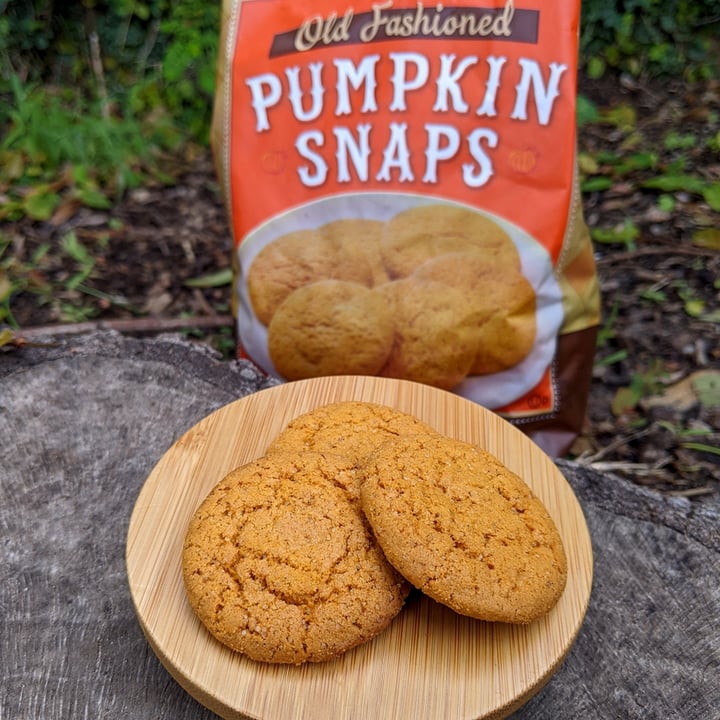 photo of Sprouts Farmers Market Old Fashioned Pumpkin Snaps shared by @veggieassassin on  25 Nov 2022 - review