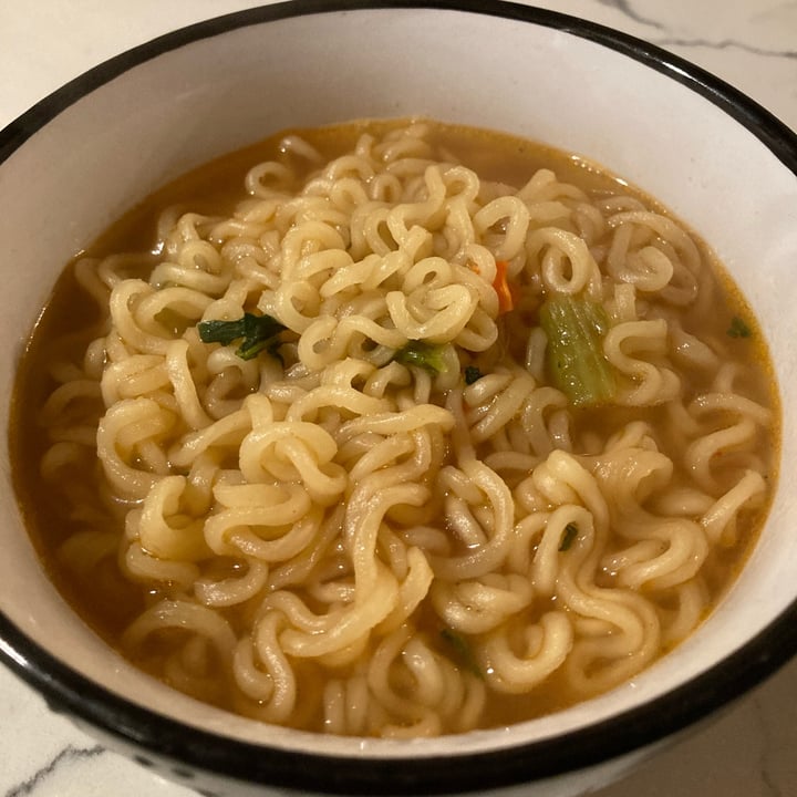 photo of Soon  veggie noodle soup shared by @majesticvegan on  09 Jan 2022 - review