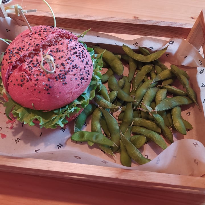 photo of Flower Burger Coccinella Burger shared by @monicaswami on  03 Jul 2022 - review