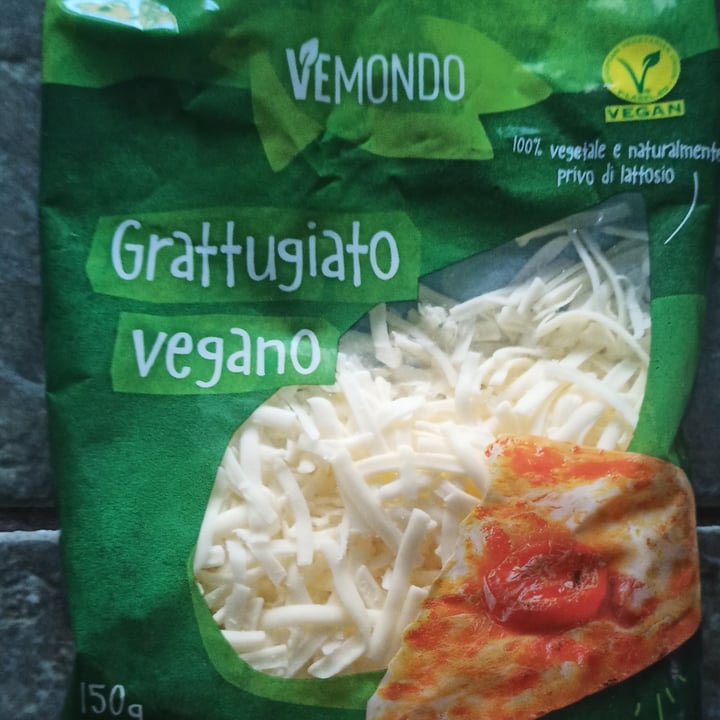 photo of Vemondo  Grattugiato Vegano shared by @valentinasofia on  08 Aug 2022 - review