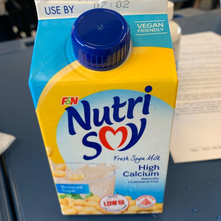 photo of F&N Nutrisoy Fresh Soya Milk shared by @emmakong on  18 Apr 2022 - review