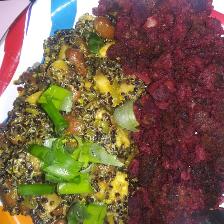 review photo of Dr. Praeger's Sweet Heat Beet Veggie Burgers shared by @goofiecookie on 20 May 2020 - review
